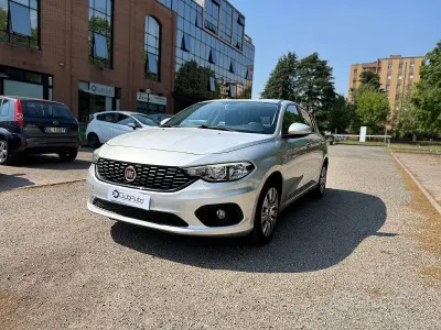 Usata Fiat Tipo Business 95 CV (69 kW) 2018 Grigio Berlina