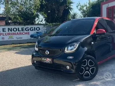 Usata Smart ForFour Prime 90 CV (66 kW) 2016 Nero Utilitaria