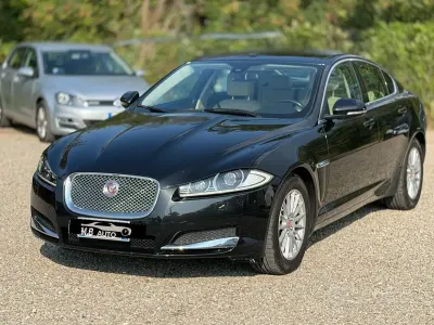 Usata Jaguar XF 200 CV (147 kW) 2014 Nero Berlina