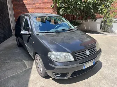 Gebraucht Fiat Punto Dynamic 69 PS (50 kW) 2005 Schwarz Kleinwagen
