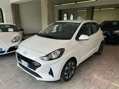 Nuova Hyundai i10 63 CV (46 kW) 2025 Bianco Utilitaria