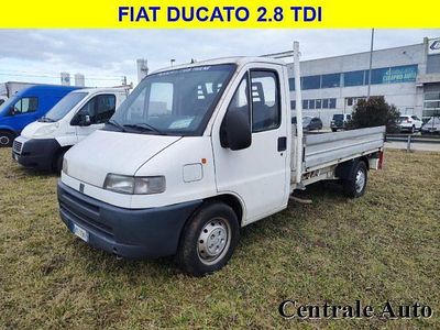 Usata Fiat Ducato 14 122 CV (89 kW) 2000 Bianco Furgone