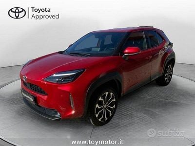 Usata Toyota Yaris Cross Trend 116 CV (85 kW) 2022 Rosso SUV