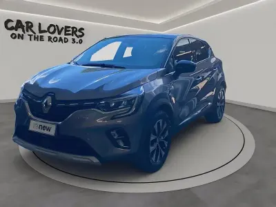 Usata Renault Captur Techno 160 CV (117 kW) 2023 Xnk be style milano (grigio SUV