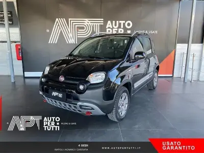 Usata Fiat Panda Cross Cross 95 CV (69 kW) 2017 Nero Utilitaria