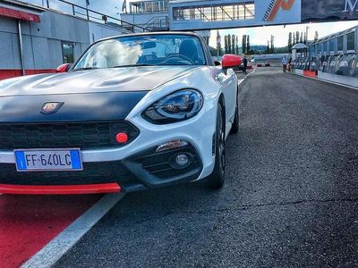 Bianco Usata 2018 Abarth 124 Spider Cabrio | 28.000 € (Buon prezzo)