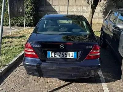 Usata Mercedes C220 Classic 150 CV (110 kW) 2006 Bluazzurro Berlina