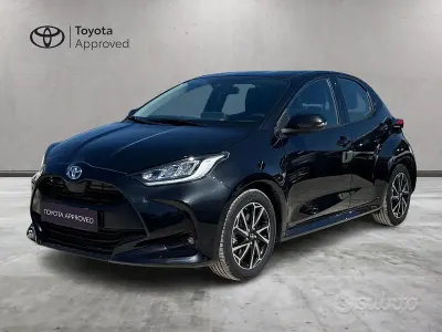 Usata Toyota Yaris Hybrid Trend 116 CV (85 kW) 2022 Nero Berlina