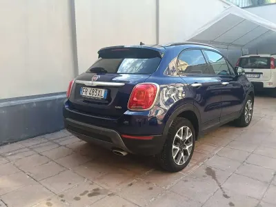 Usata Fiat 500 Cross 140 CV (102 kW) 2018 Blu/azzurro Station wagon