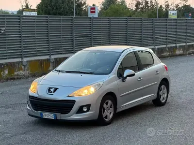 Usata Peugeot 207 70 CV (51 kW) 2012 Grigio Berlina