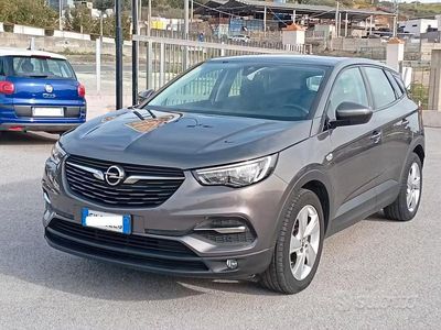 Usata Opel Grandland X Ultimate 130 CV (95 kW) 2019 Grigio SUV