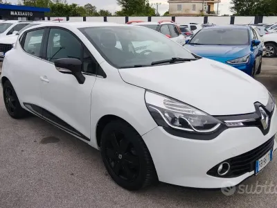 Usata Renault Clio IV 75 CV (55 kW) 2016 Bianco Berlina