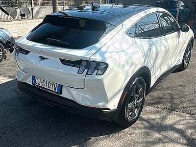 Usata Ford Mustang Premium 269 CV (197 kW) 2023 Bianco Station wagon