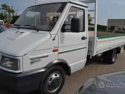 Usata Iveco Daily 103 CV (75 kW) 1997 Bianco Berlina
