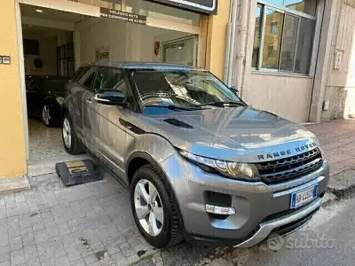 Käytetty Land Rover Range Rover evoque Dynamic 150 HP (110 kW) 2012 Harmaa Katumaasturi