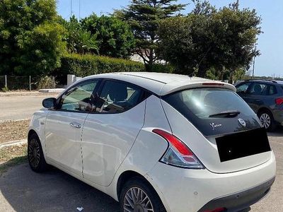 Usata Lancia Ypsilon 2011 Bianco Utilitaria
