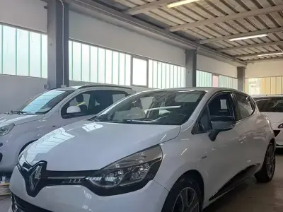 Usata Renault Clio IV 75 CV (55 kW) 2015 Bianco Berlina