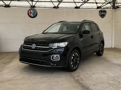 Usata VW T-Cross Sportline 110 CV (80 kW) 2022 Nero SUV