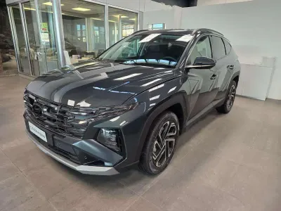 Nuova Hyundai Tucson 179 CV (131 kW) 2026 Verde SUV