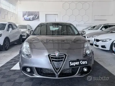 Usata Alfa Romeo Giulietta Progression 120 CV (88 kW) 2015 Grigio Utilitaria