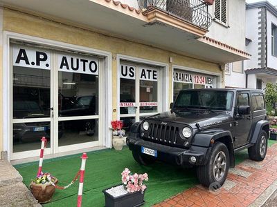 Grigio Usata 2017 Jeep Wrangler Rubicon SUV | 29.999 € (Cara)