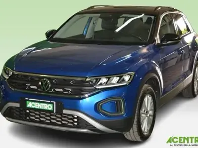 Usata VW T-Roc Style 150 CV (110 kW) 2022 Blu SUV