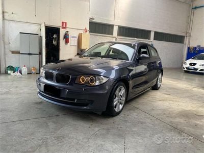 Usata BMW 118 143 CV (105 kW) 2007 Grigio Utilitaria