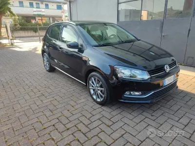 Usata VW Polo 90 CV (66 kW) 2015 Nero Berlina