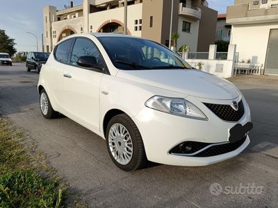 usata Lancia Ypsilon Ecochic Gold 1.2 Benz/Gpl