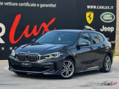 Usado BMW 116 M Sport 116 HP (85 kW) 2021 Cinzento Citadino