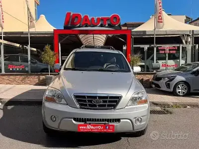 Usata Kia Sorento Active 170 CV (125 kW) 2008 Grigio SUV