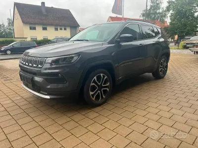 Usata Jeep Compass Limited 131 CV (96 kW) 2022 Grigio SUV