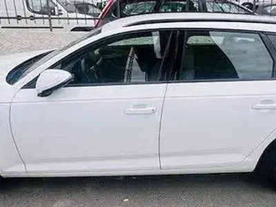 Usata Audi A4 S-Line 150 CV (110 kW) 2018 Bianco Station wagon