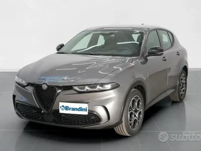 Nouvelle Alfa Romeo Tonale Sprint 160 ch (117 kW) 2026 Gris SUV