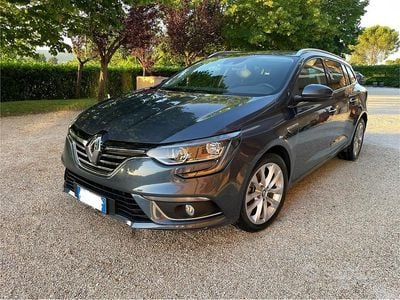 Usata Renault Mégane IV Intens 110 CV (80 kW) 2017 Grigio Station wagon