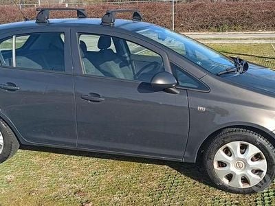 Usata Opel Corsa 2013 Grigio Utilitaria