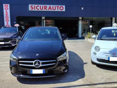 Occasion Mercedes B180 116 ch (85 kW) 2022 Noir Monospace