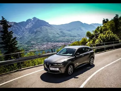Usata Alfa Romeo Tonale Sprint 131 CV (96 kW) 2023 Grigio scuro SUV
