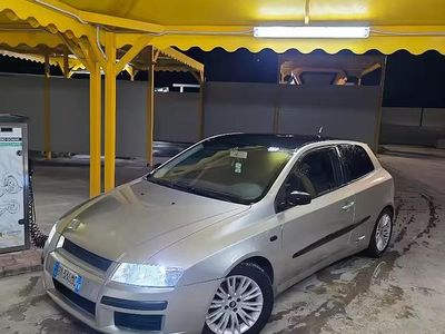 Usata Fiat Stilo 115 CV (84 kW) 2003 Grigio Berlina