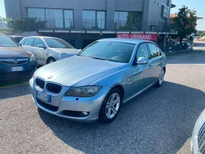 Usata BMW 320 M Sport 177 CV (130 kW) 2009 Blu/azzurro Berlina