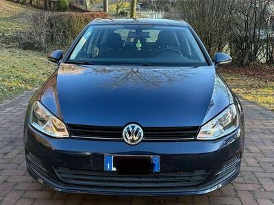 Usata VW Golf VII Trendline 105 CV (77 kW) 2013 Blu/azzurro Berlina