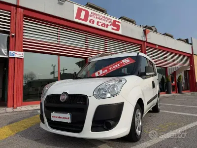 Begagnad Fiat Doblò Active 105 HK (77 kW) 2011 Vit Minibuss