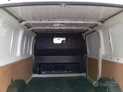 Usata Ford Transit 86 CV (63 kW) 2009 Bianco Berlina