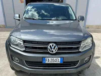 Usata VW Amarok Canyon 179 CV (131 kW) 2015 Grigio Pick-up
