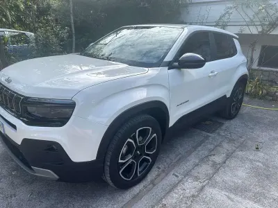 Usado Jeep Avenger 101 CV (74 kW) 2024 SUV