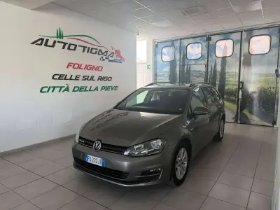 Usata VW Golf VII Comfortline 110 CV (80 kW) 2016 Grigio Station wagon