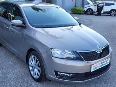 Usata Skoda Rapid 90 CV (66 kW) 2018 Beige Utilitaria
