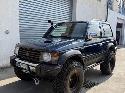Usata Mitsubishi Pajero Top 125 CV (91 kW) 1998 Blu SUV