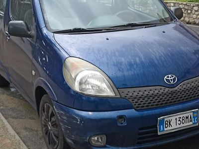 Toyota Yaris Verso