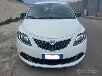 Usata Lancia Ypsilon 70 CV (51 kW) 2021 Utilitaria
